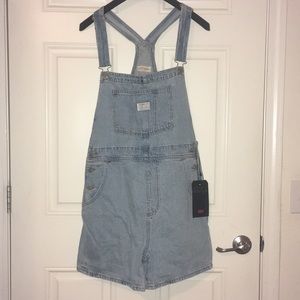 Levi’s Premium Shortall in Short and Sweet